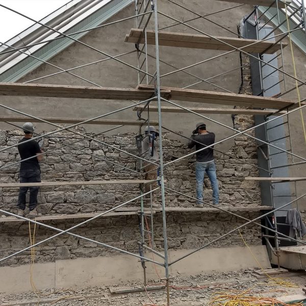 restauration mur église